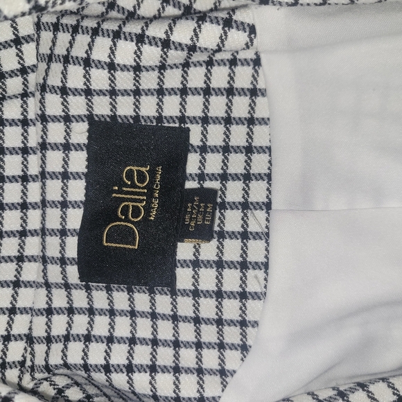 Dalia Black and White Checkered Blazer M - Picture 6 of 6